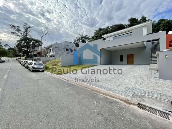 Foto do imóvel Casa Nova c/ Projeto Moderno à Venda na Granja Viana em Alameda Liverpool