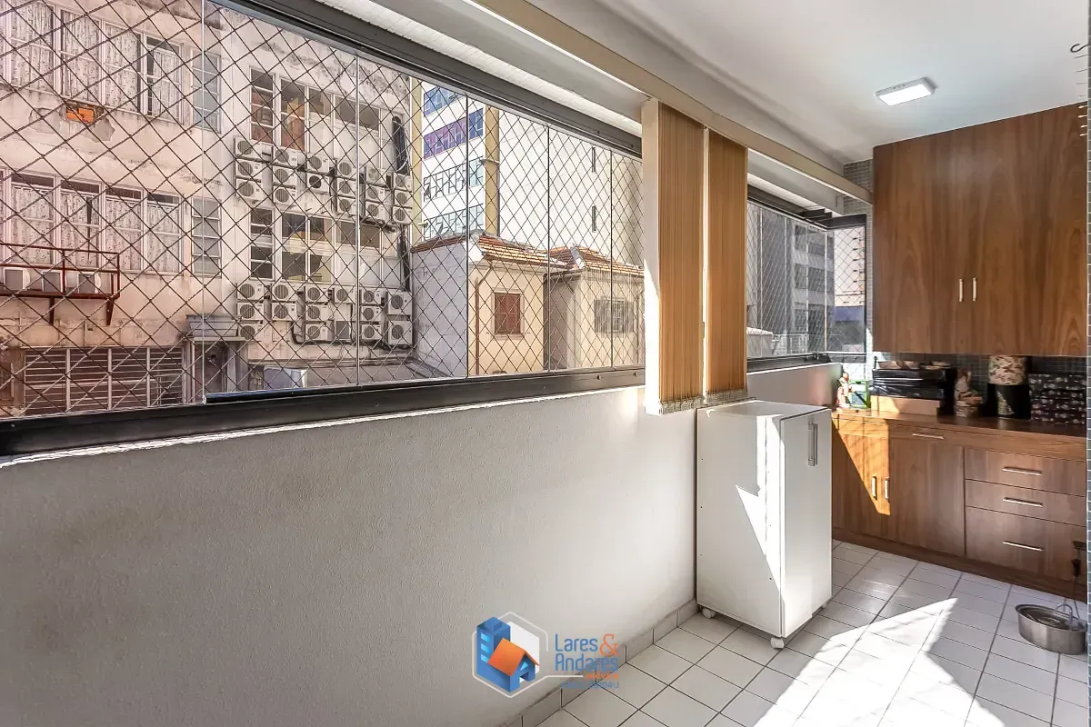 Imagem Apartamento para venda em Saúde com 3 quartos, sendo 1 suíte, 77m²