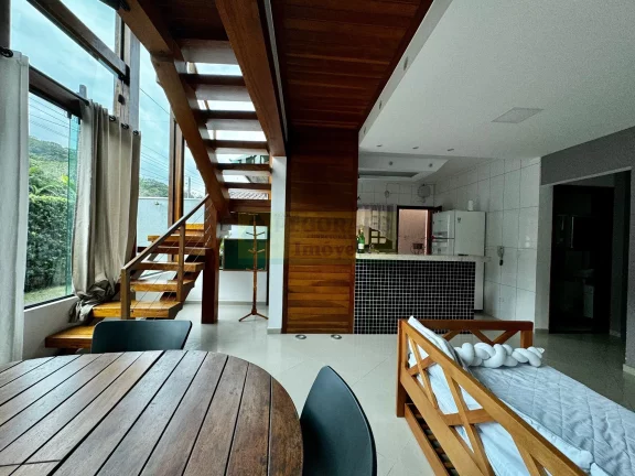 Imagem GRANDIOSA CASA SOFISTICADA E ELEGANTE C/ 3 DORMITORIOS E 4 BANHEIROS VENDA OU LOCAÇÃO