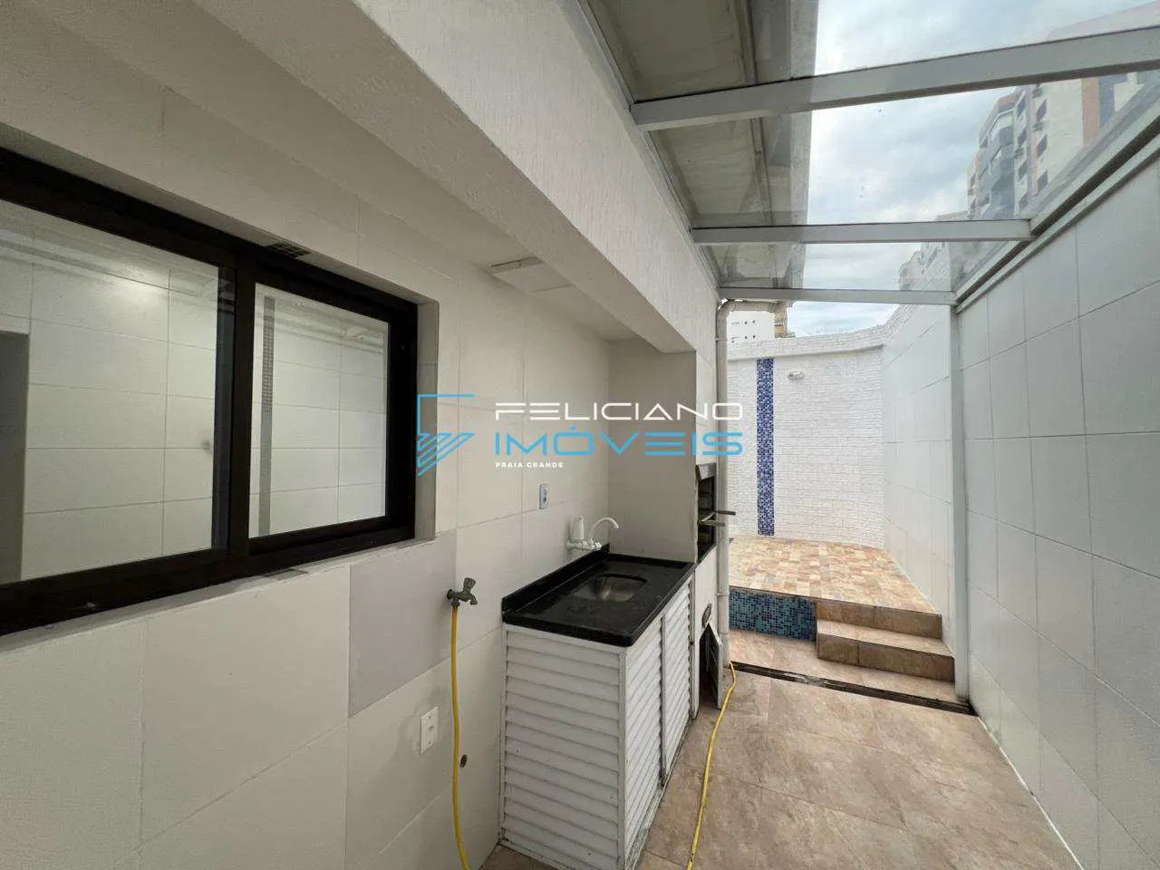 Imagem Casa com 2 quartos, Tupi, Praia Grande - R$ 680 mil, Cod: 7010