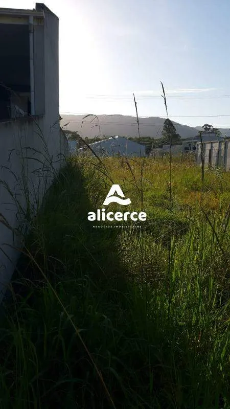 Imagem Terreno à venda com , 200m² em Forquilhas São José