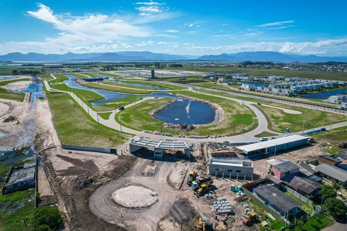 Imagem Lote no Condomínio Zen Beira Lago COM 301M2