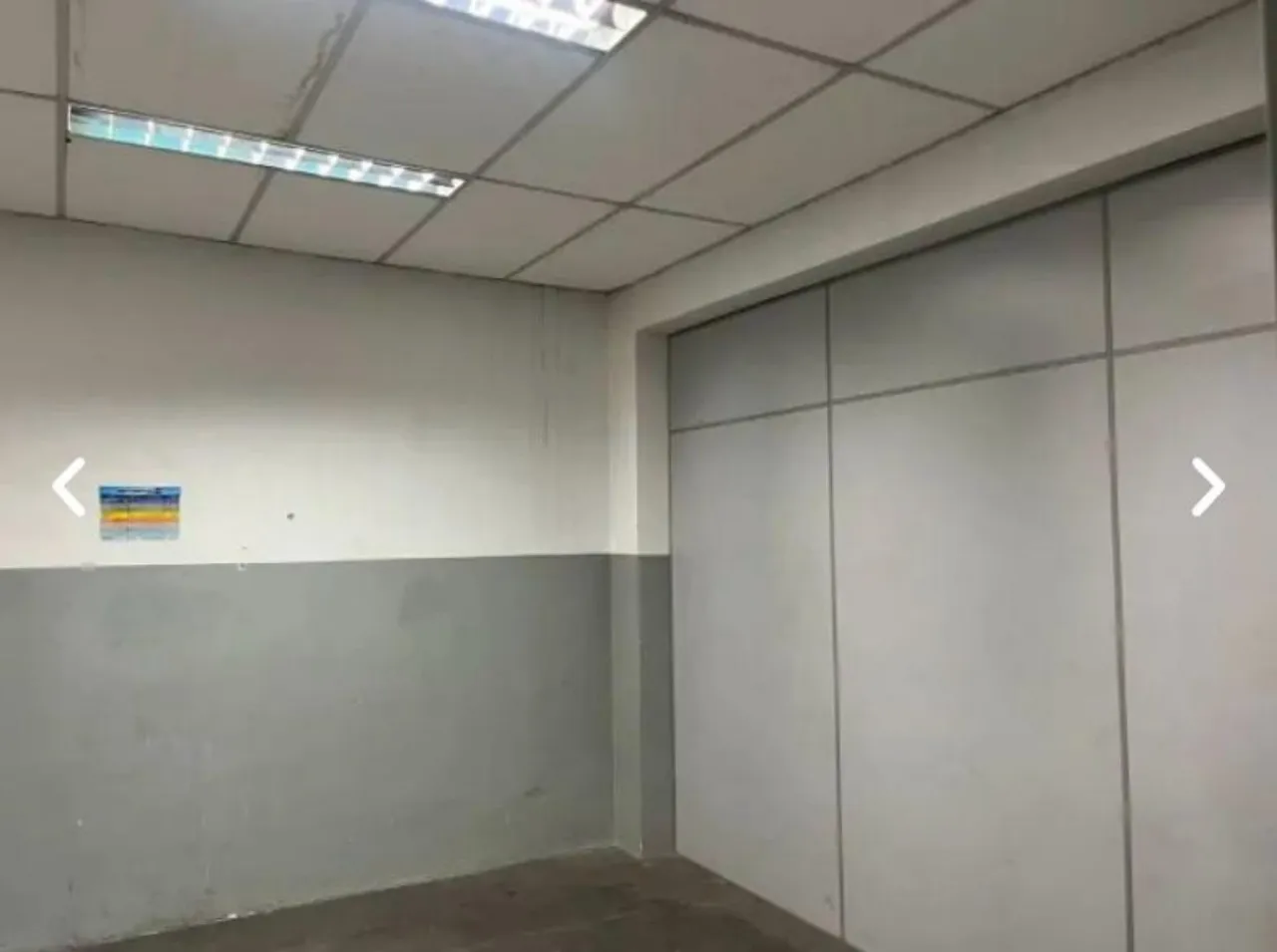 Imagem Galpão Comercial para Locação em Sorocaba-SP, Jardim Vera Cruz: 12 Salas, 6 Banheiros, 10 Vagas de Garagem, 1.265m².