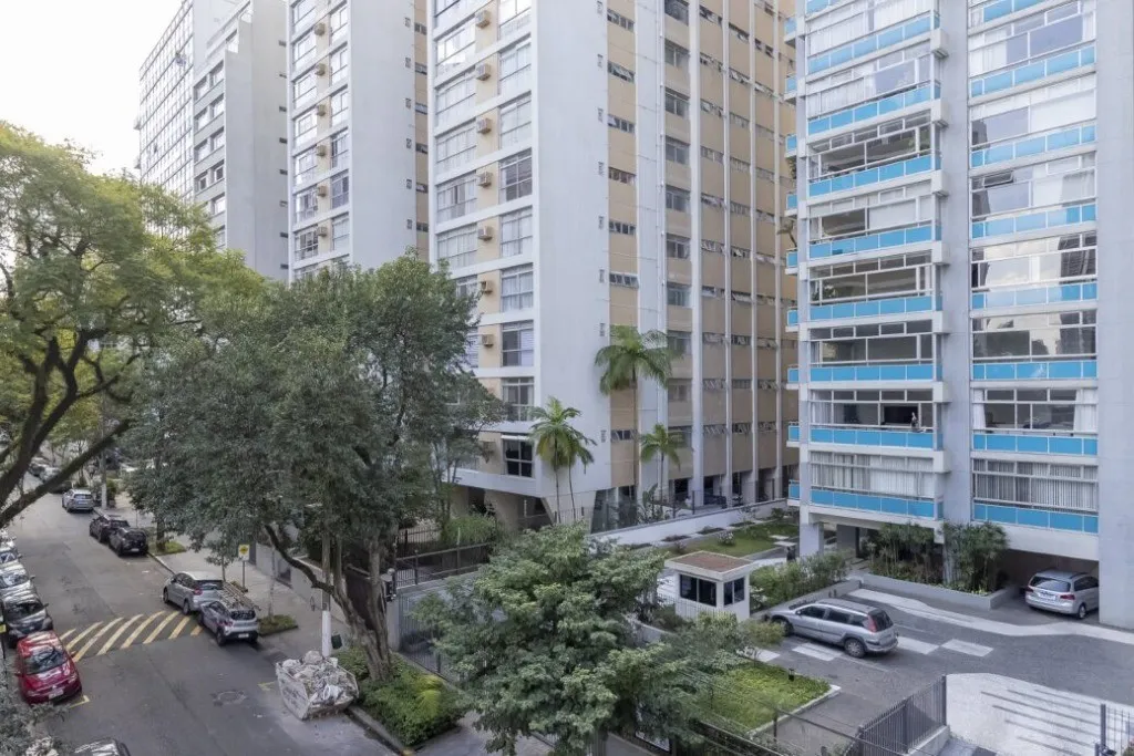 Imagem Imperdível apartamento à venda em Higienópolis, SP - 3 quartos, 1 suíte, 2 banheiros, 1 vaga, 129m² de área!