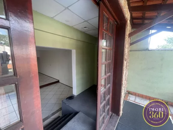 Imagem Sobrado com 03 quartos e suíte com 03 vagas no Jardim nossa Senhora do Carmo