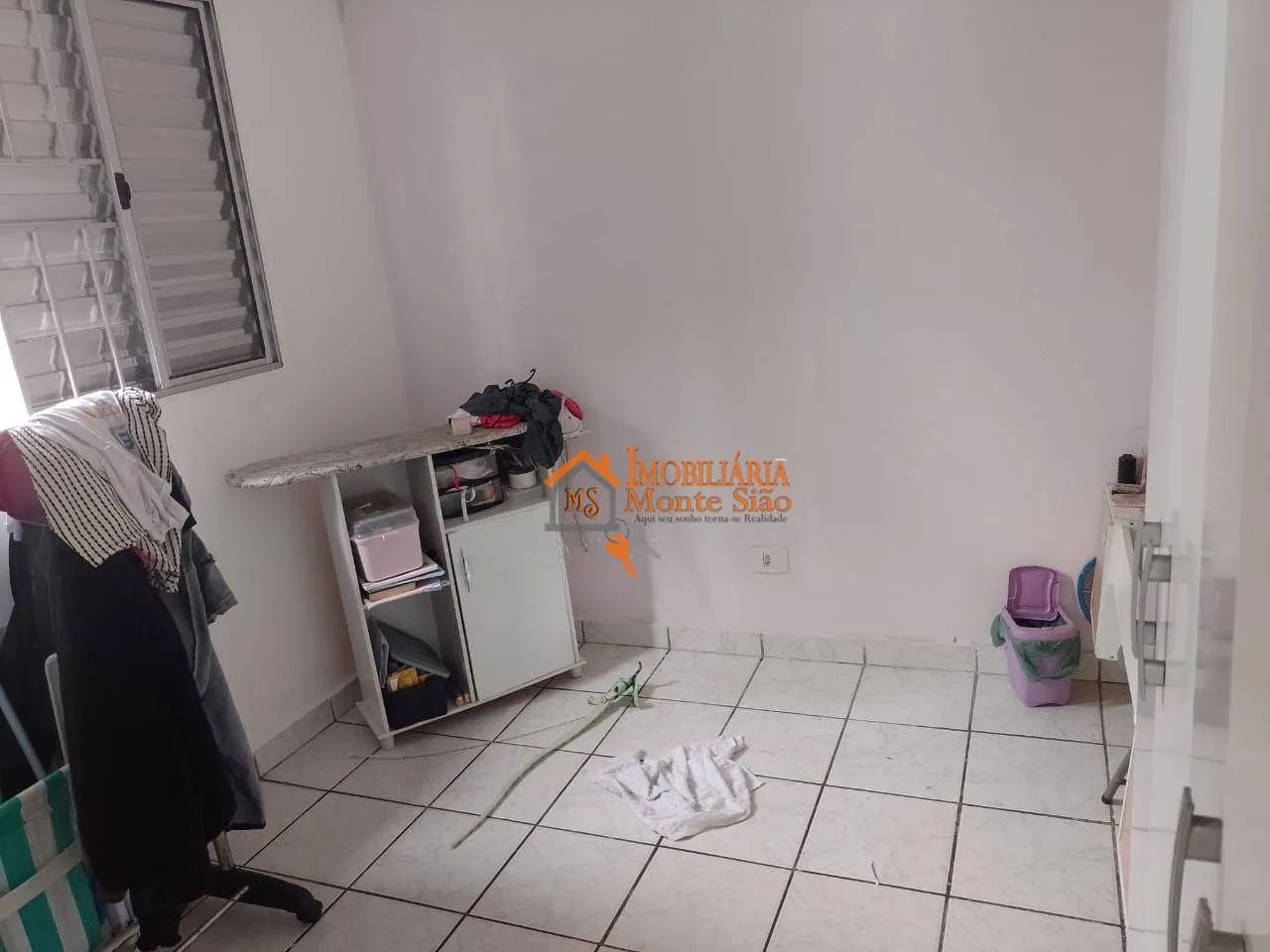 Imagem Casa com 3 dormitórios à venda, 125 m² por R$ 290.000,00 - Conjunto Residencial Haroldo Veloso - Guarulhos/SP