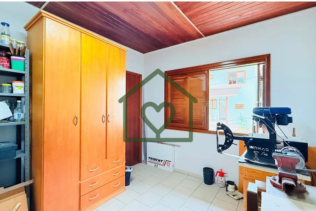 Imagem O Refúgio Perfeito no Bairro Teresópolis: Espaço, Conforto e Elegância em Cada Detalhe
 Se você...