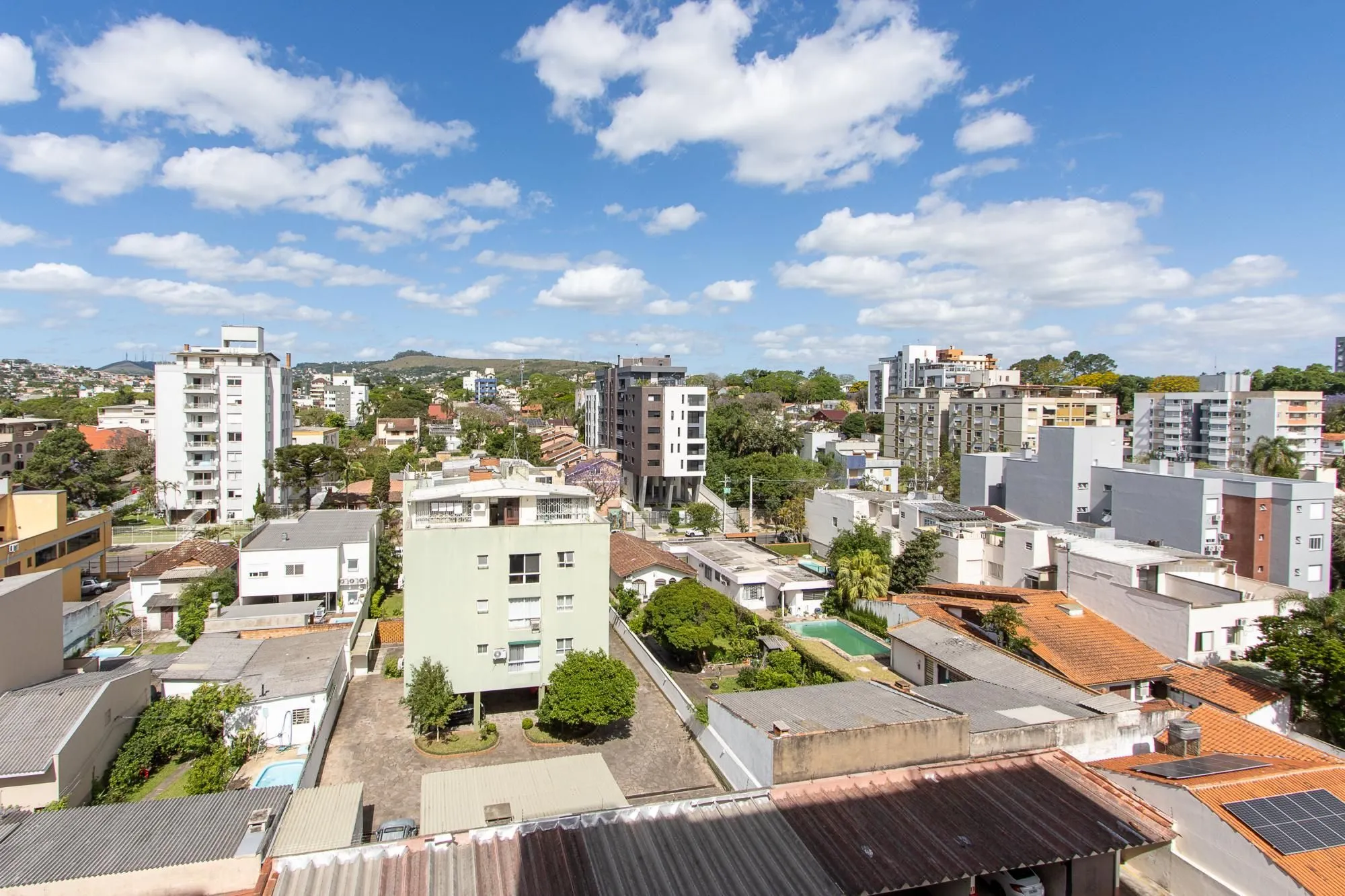 Imagem Apartamento à Venda no Bairro Cristal - Oportunidade para Investidores