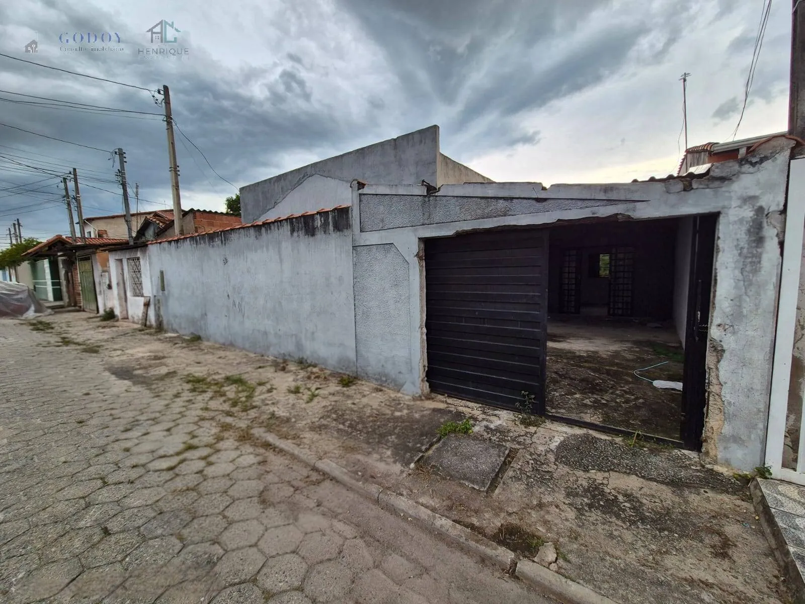 Imagem IMÓVEL COM GRANDE POTENCIAL DE VALORIZAÇÃO - TERRENO AMPLO COM 360M²