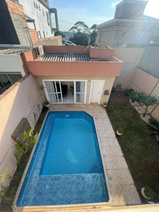 Imagem Linda casa Terras de São Fernando 3 suítes !!