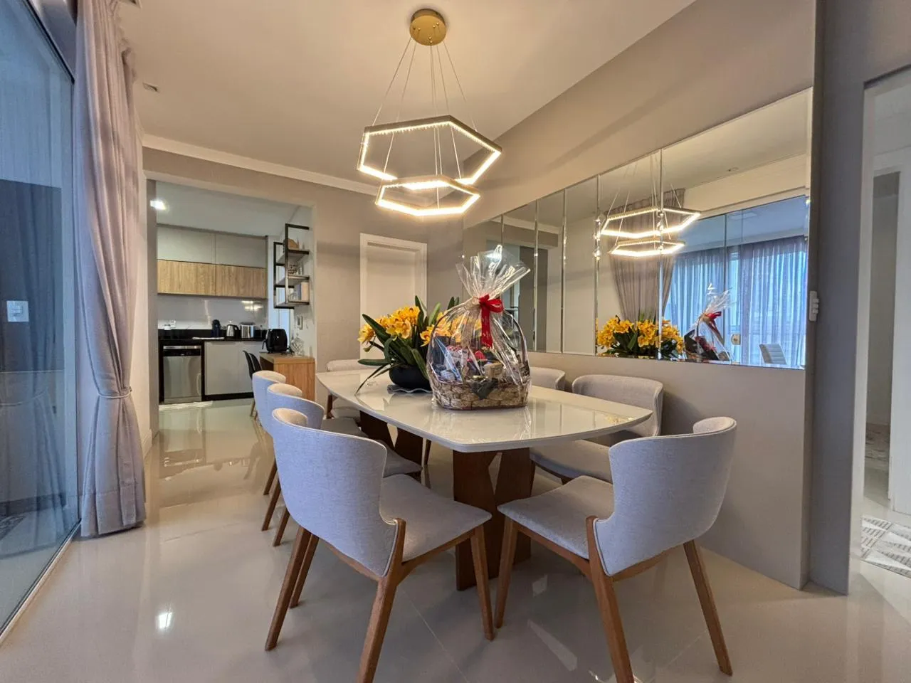 Imagem Apartamento à venda com 130m2 por R$ 2.700.000,00