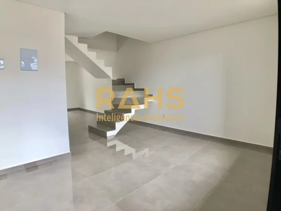 Imagem Sobrado ótimo padrão de acabamento a venda com 81,92 m² de área construída, 2 suítes a venda n...