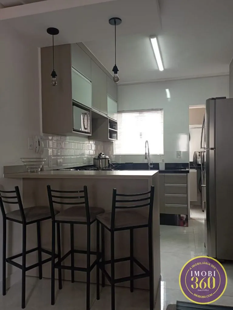Imagem *Lindo apartamento mobiliado de 48 m²!*