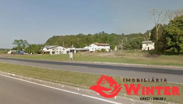 Imagem Área de terras de frente para RS 122