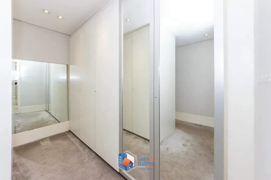 Imagem Apartamento à venda 4 Quartos 3 Suites 4 Vagas 233M² Vila Uberabinha São Paulo - SP
