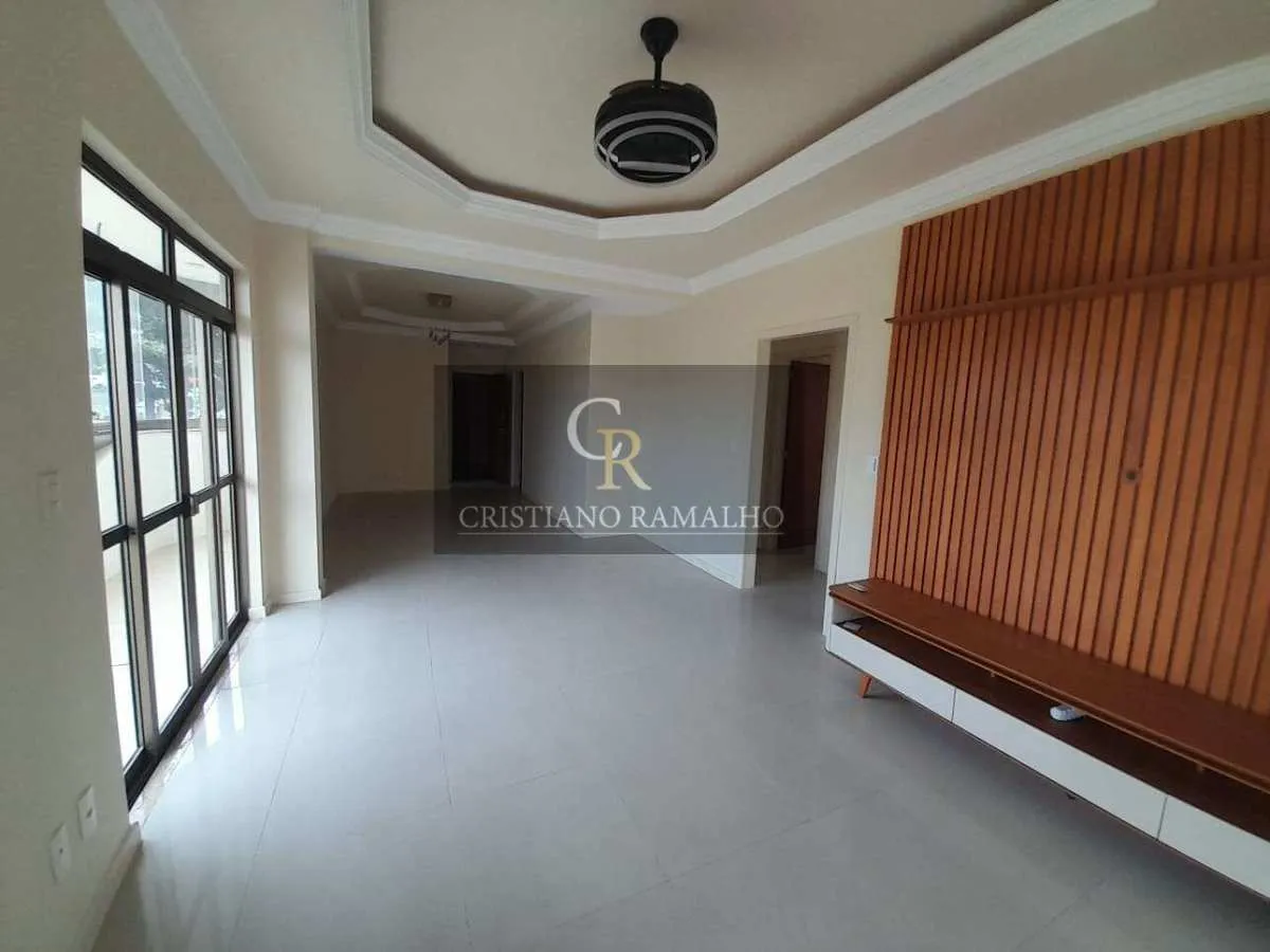 Imagem Apartamento à venda em Cabo Frio, Centro, com 3 quartos, 181,00m2