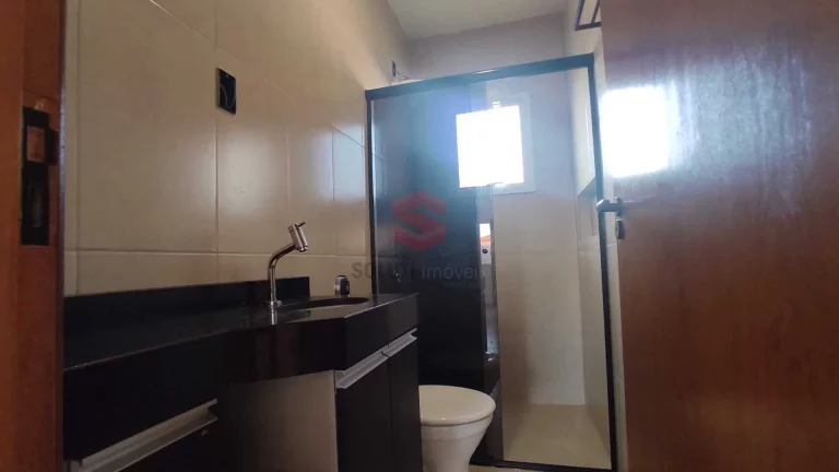 Imagem Casa com 02 quartos e amplo espaço de terreno à venda no Jd Iruama em Campo Largo/PR