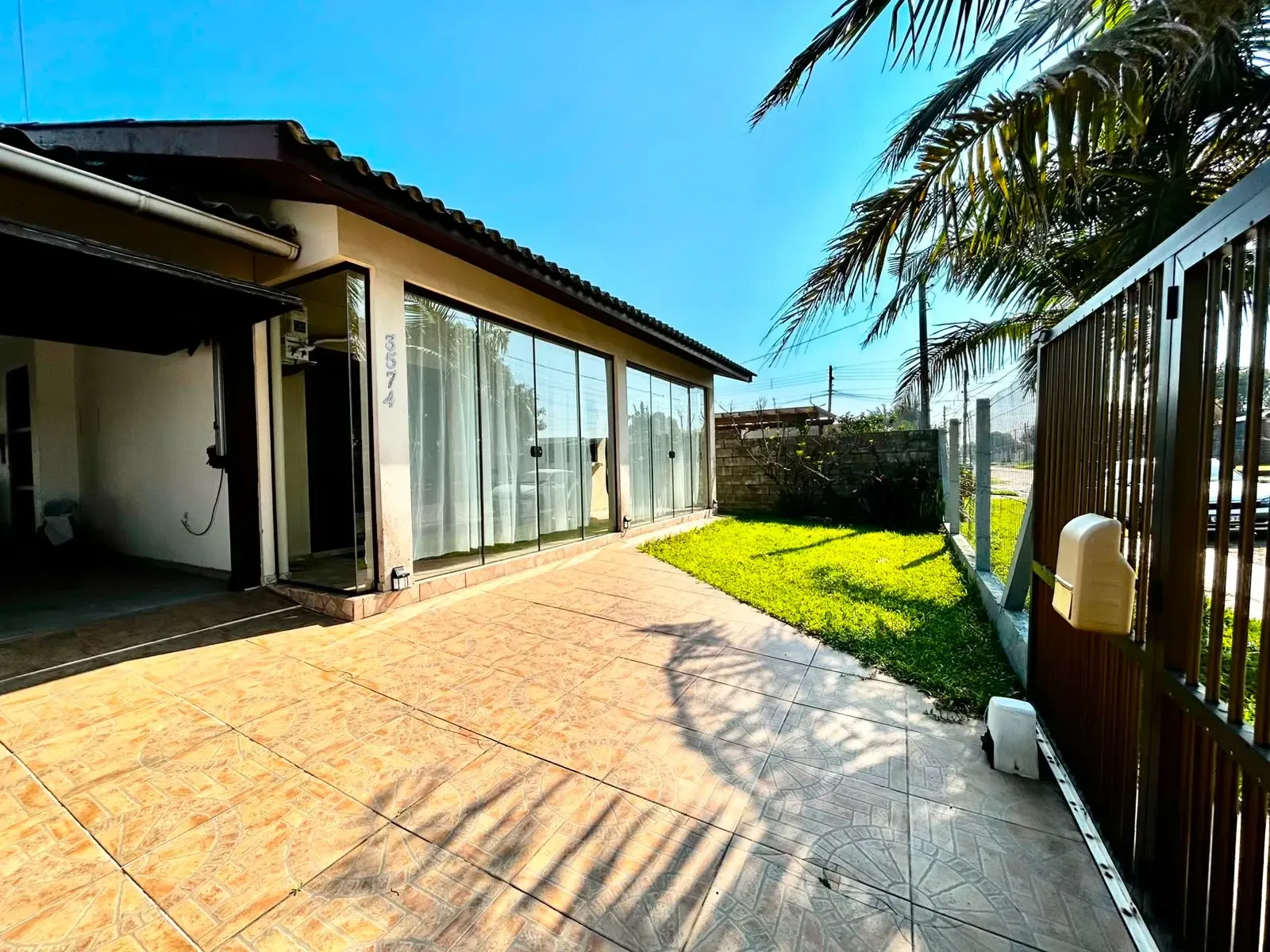 Imagem Casa com 2 Quartos à Venda, 90 m² em Praia de Curumim (Curumim) - Capão da Canoa