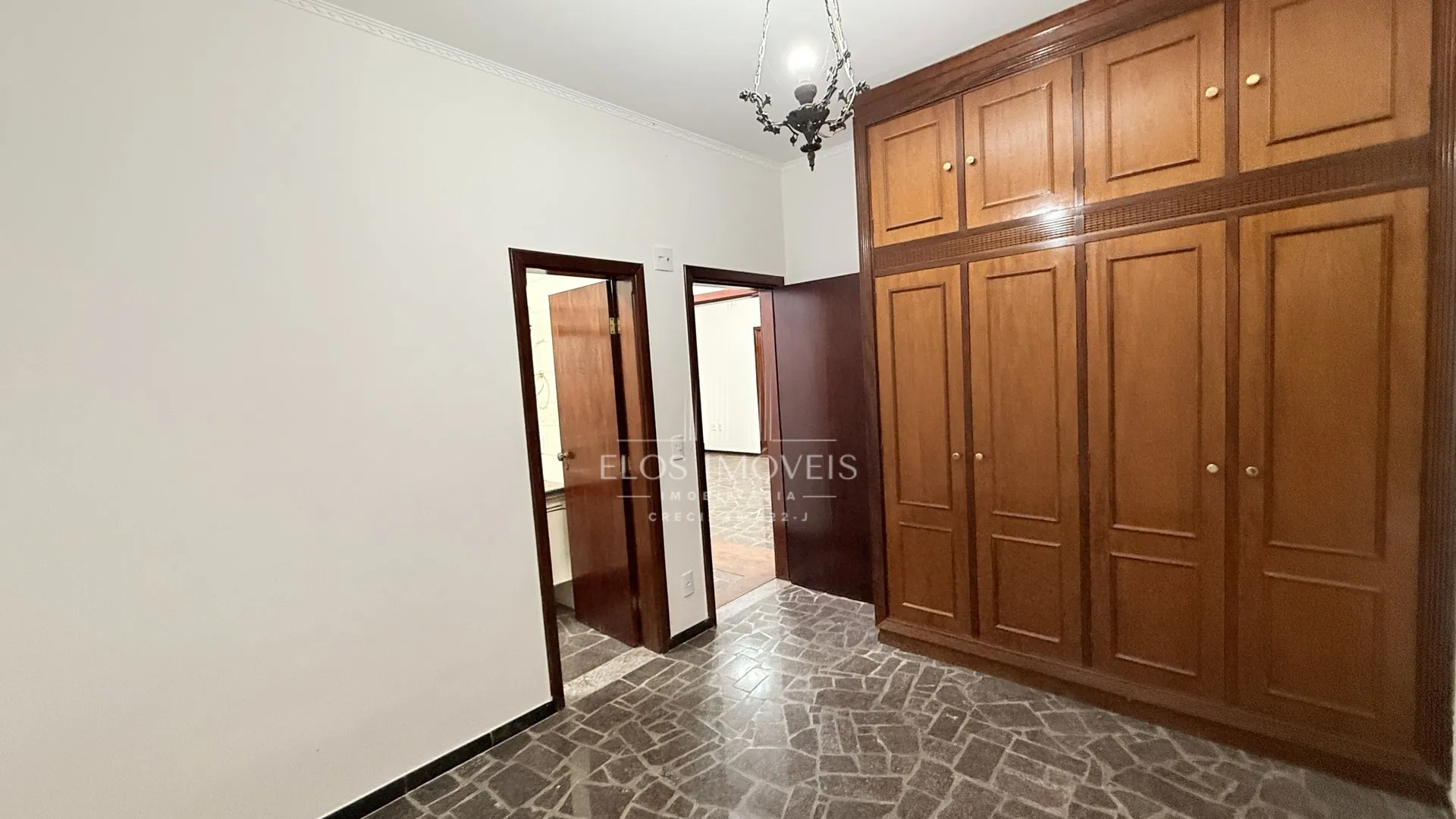 Imagem Chácara de 400m² no bairro Bairro dos Pires, em Limeira