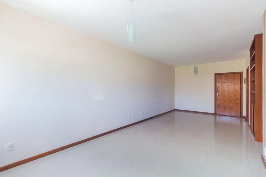Imagem Apartamento 2 dormitorios à venda Avenida Andaraí, Passo da Areia - Porto Alegre
