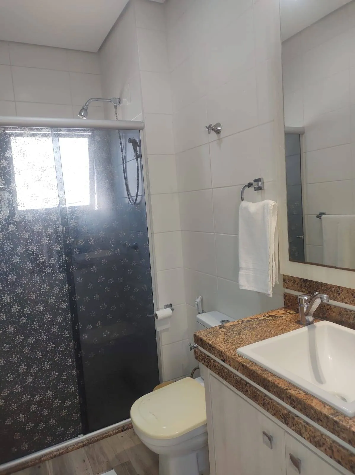 Foto do imóvel: Apartamento com 2 suítes em Jurerê Tradicional. em Rua Jorge Cherem