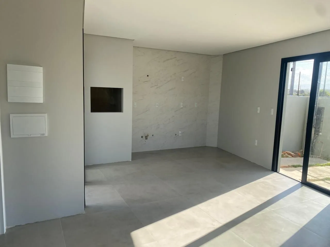 Imagem Casa com 03 quartos, sendo 01 suíte na Praia da Cal