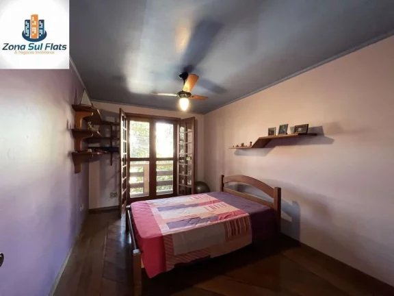 Imagem Casa Alto Padrão à Venda Na Granja Viana em Condomínio Fechado