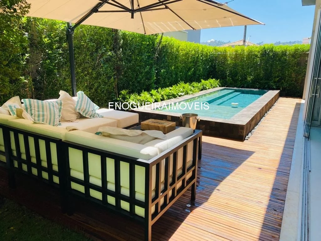 Imagem CASA RESIDENCIAL em SANTANA DE PARNAÍBA - SP, TAMBORÉ