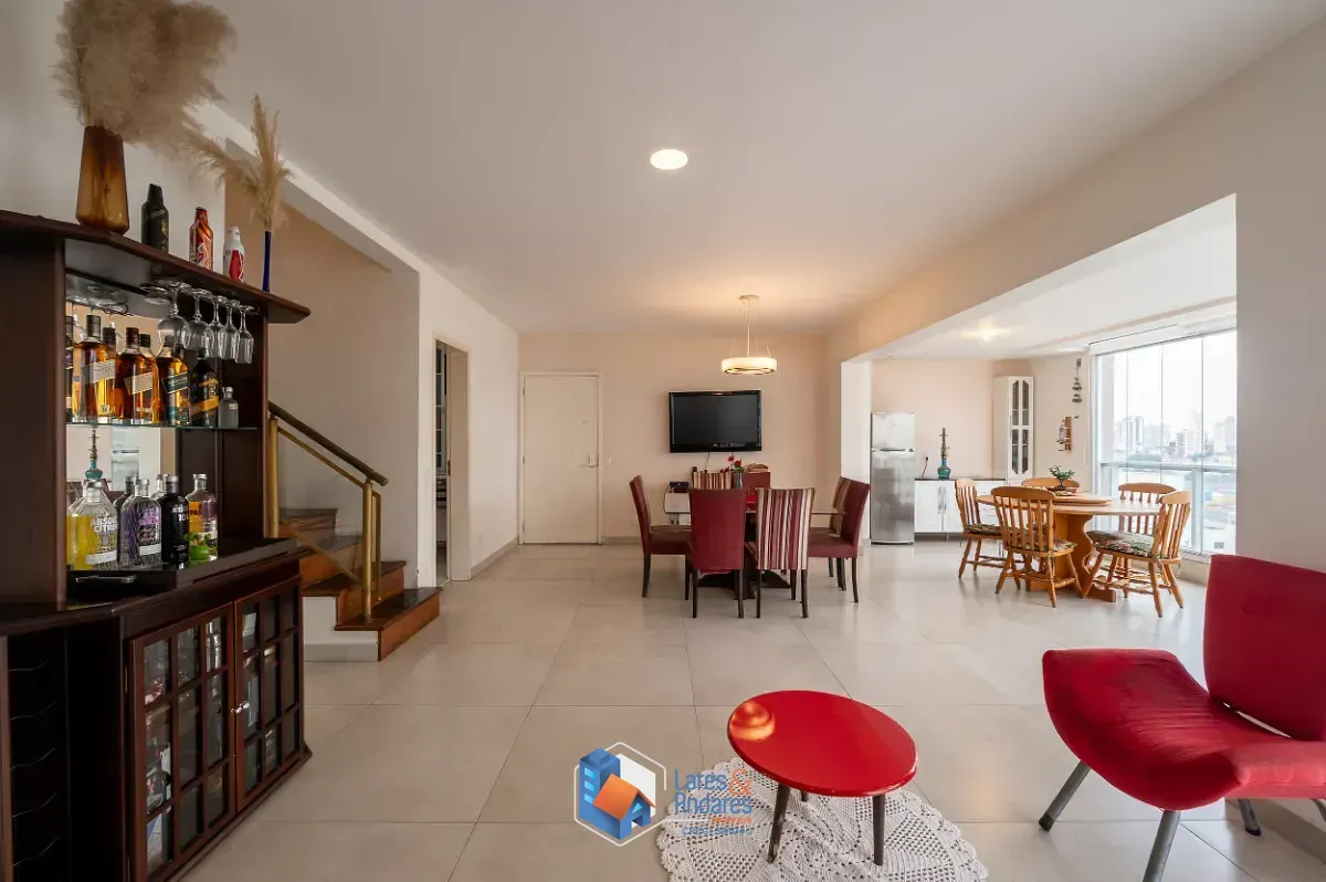 Imagem Duplex para venda em Ipiranga com 5 quartos, sendo 5 suítes, 240m²