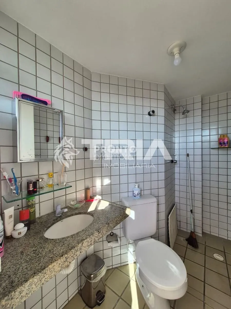 Imagem Apartamento de 4 quartos, 241m² no bairro Monteiro, em Recife