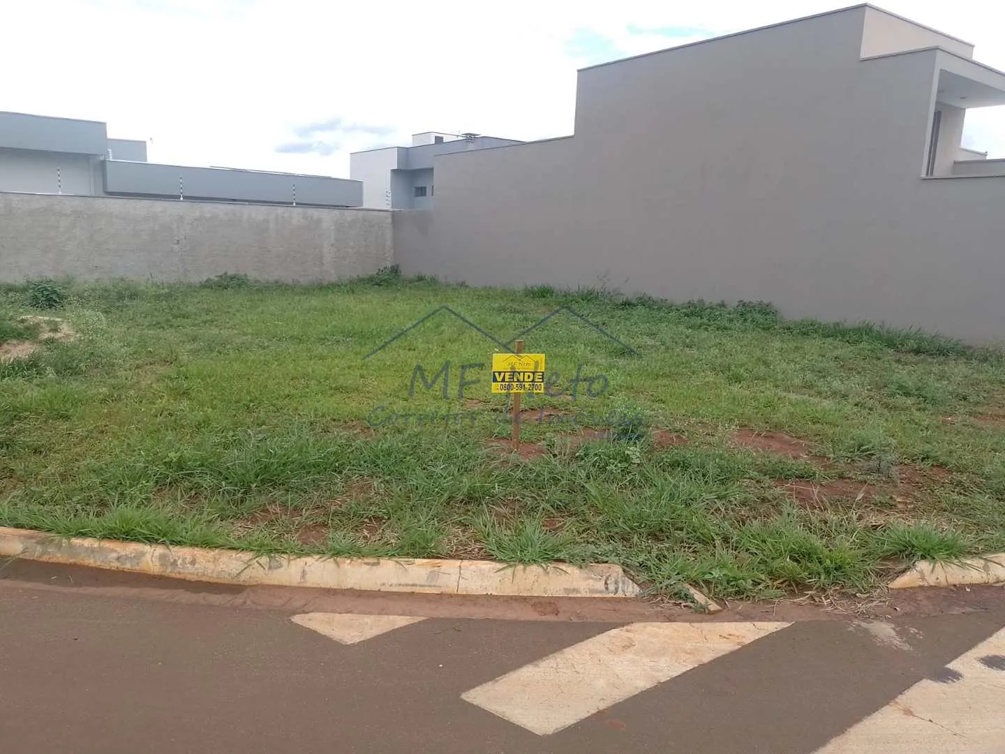 Imagem Terreno Padrão