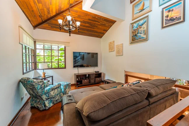 Imagem Casa 4 quartos à venda, 407 m² por R$ 1.600.000 - Granja Viana - Cotia/SP