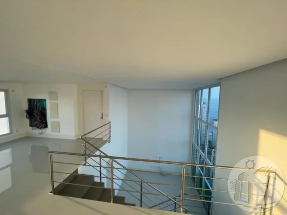 Imagem Espetacular Cobertura Triplex a 4 minutos da Praia na Barra Sul de BC