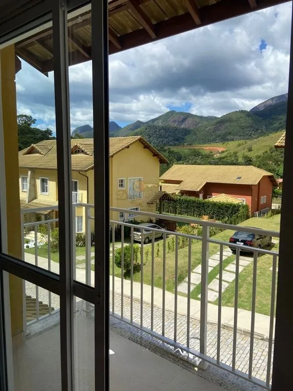 Imagem Casa em Condomínio para Venda em Petrópolis / RJ no bairro Itaipava