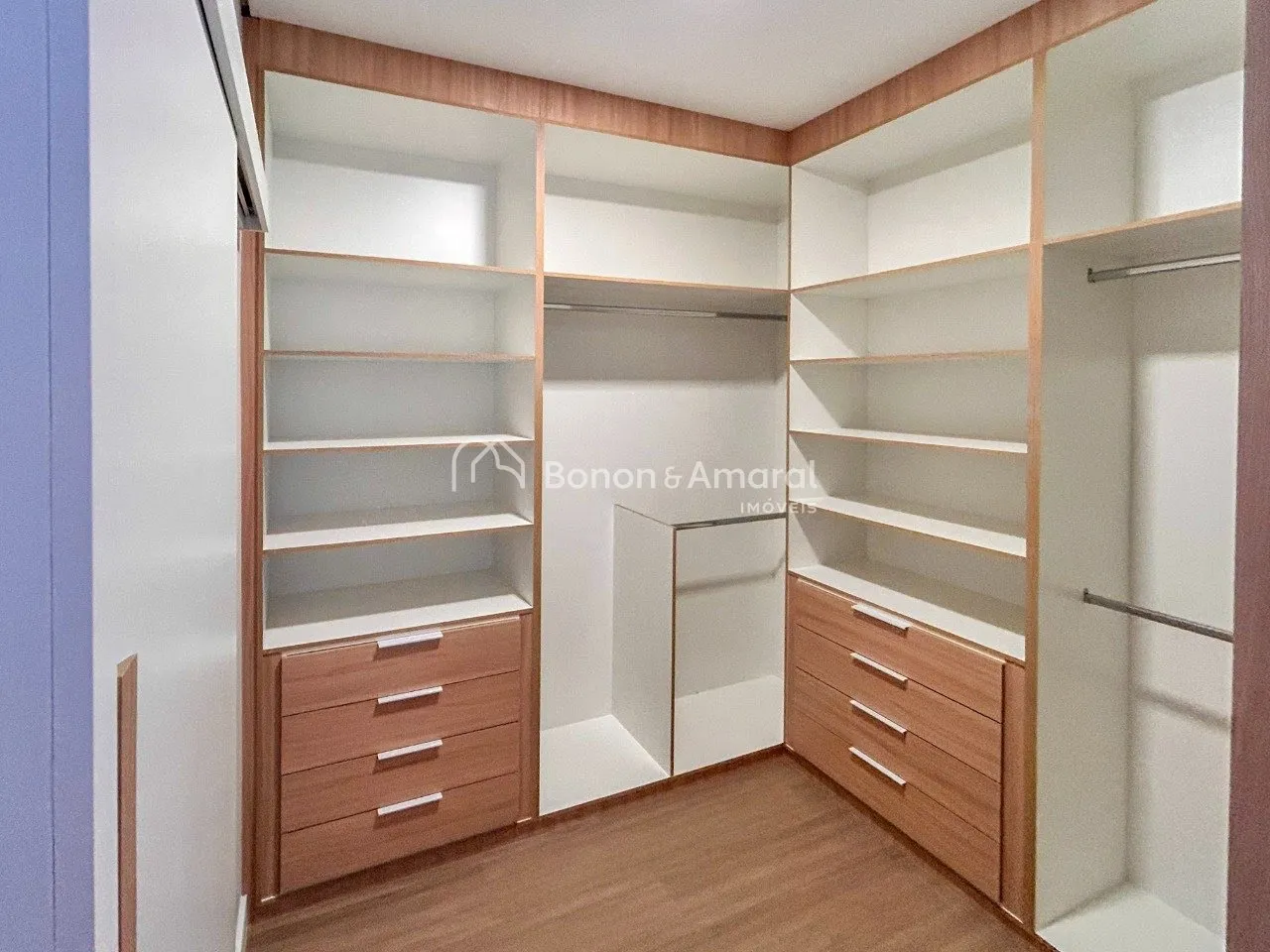 Imagem Casa com 4 suítes à venda no Condomínio Residencial Santorini - Paulínia/SP.
