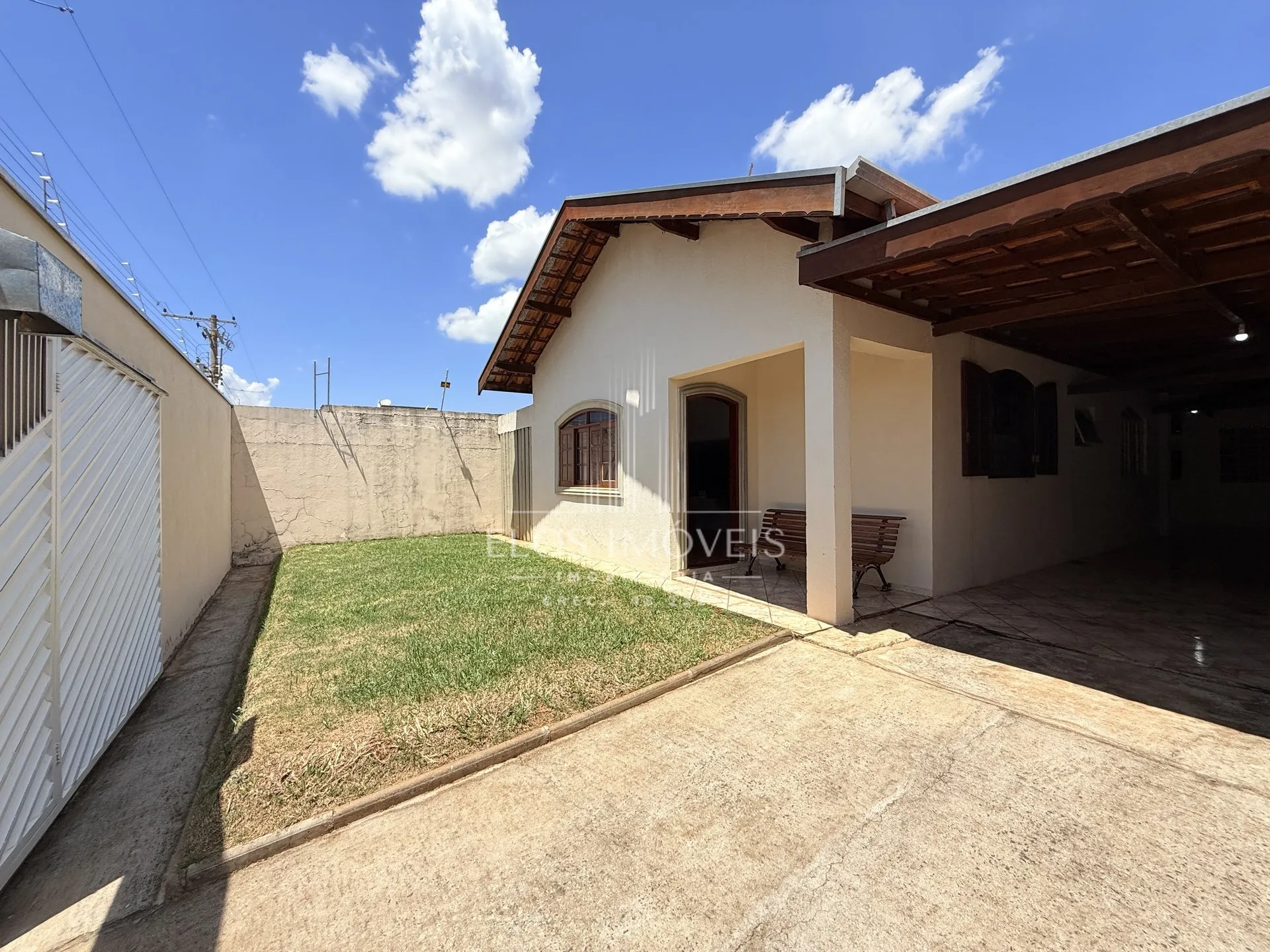 Foto do imóvel Casa de 4 quartos, 166m² no bairro Parque Residencial Aeroporto, em Limeira em Parque Residencial Aeroporto, Limeira - SP