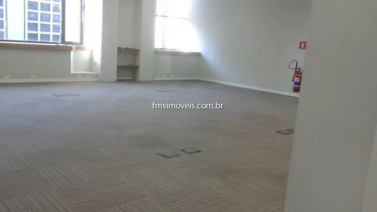 Imagem Conjunto comercial na região da Berrini - SP