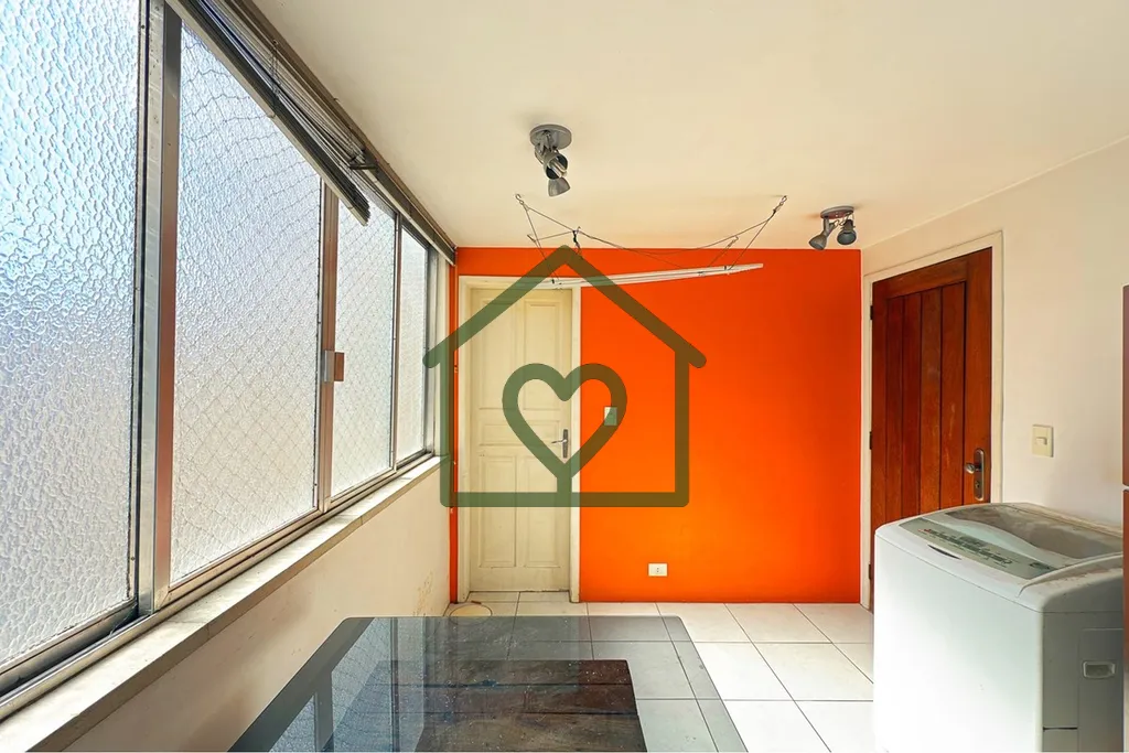 Imagem Localizado na Rua Senhor dos Passos, este apartamento de 114,63m² de área útil combina amplitude,...