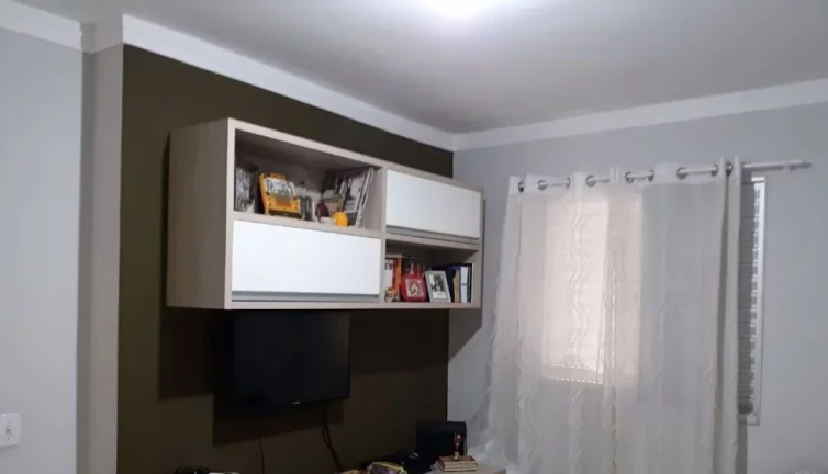 Imagem Apartamento com 2 dormitórios à venda, 50 m² por R$ 180.000,00 - Chácara Letônia - Americana/SP