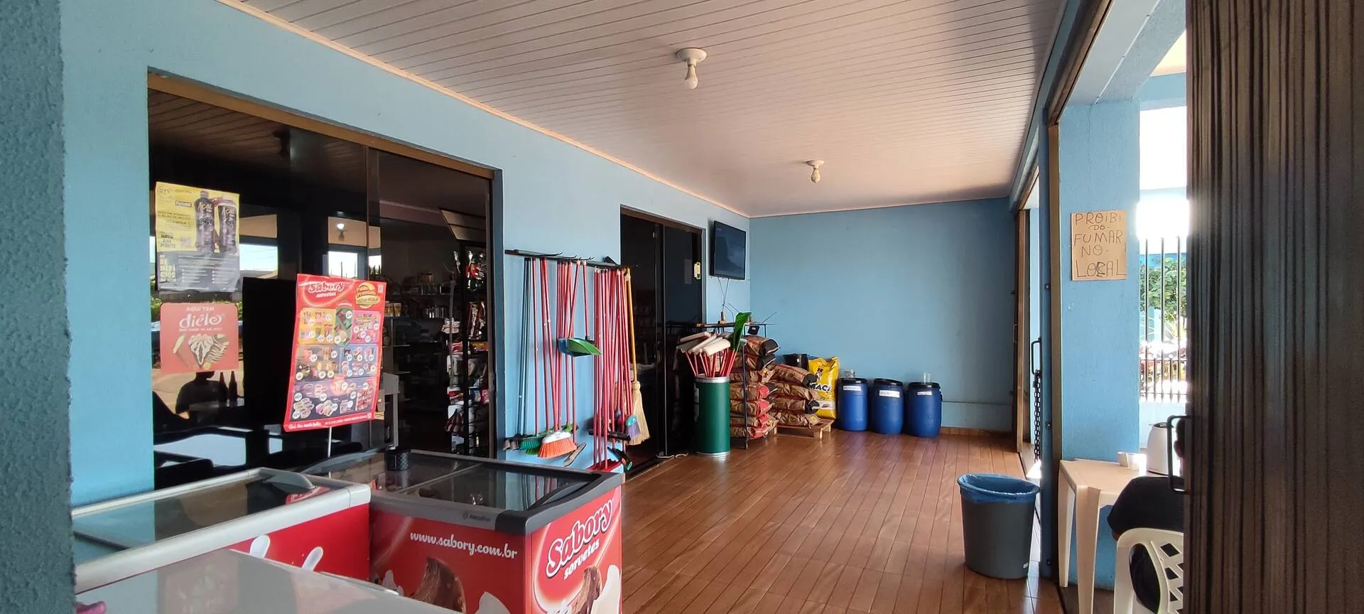 Imagem Casa à venda com sala comercial em São Miguel do Iguaçu - Bairro Cataratas - Imóvel de esquina com churrasqueira e energia solar