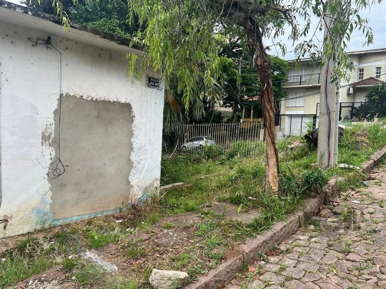 Imagem Terreno em Cristal