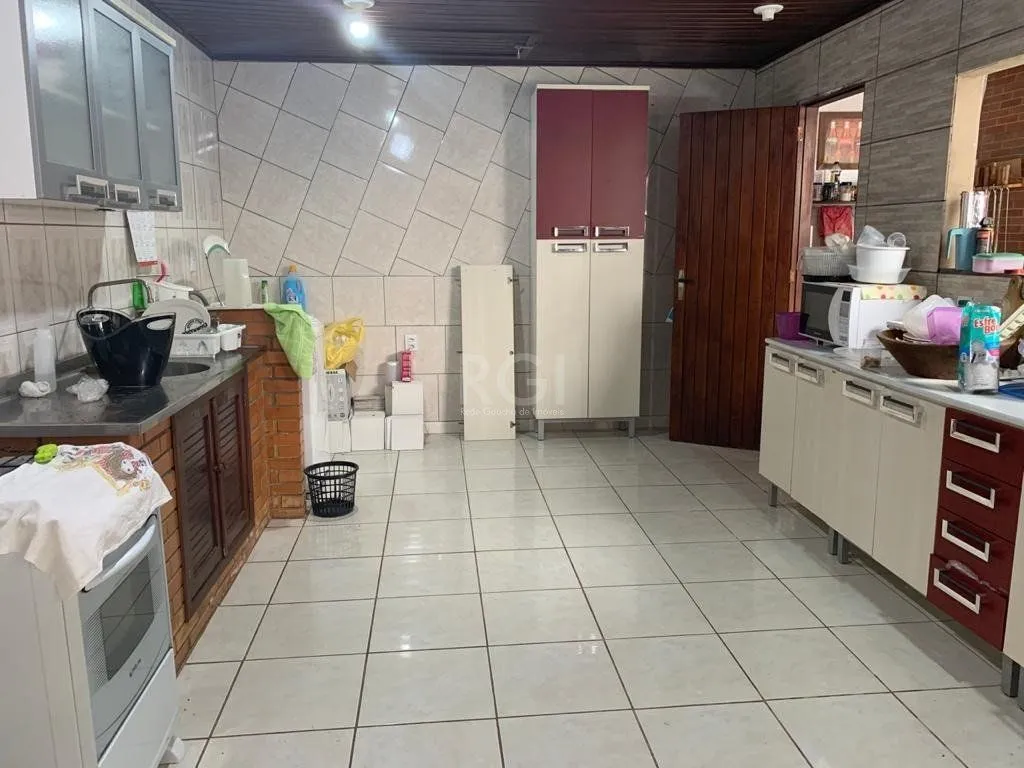 Imagem Casa para Venda - 179m², 4 dormitórios, sendo 1 suites, 3 vagas - Centro