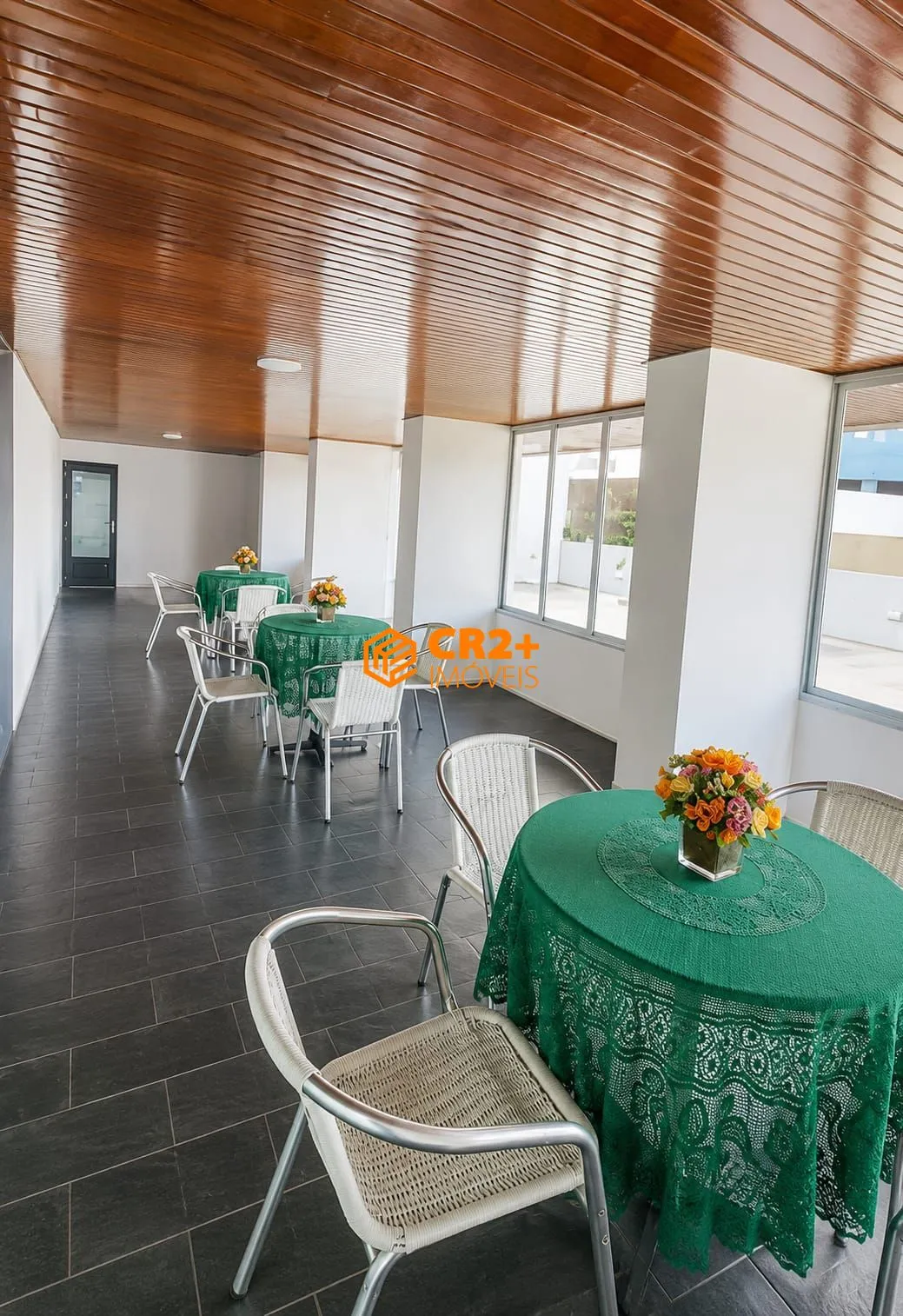 Imagem Vendo apartamento de luxo na Beira Mar de Candeias com 160m²