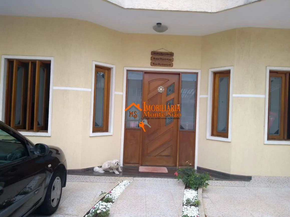 Imagem Sobrado com 3 dormitórios à venda, 305 m² por R$ 1.700.000,00 - Jardim Santa Clara - Guarulhos/SP
