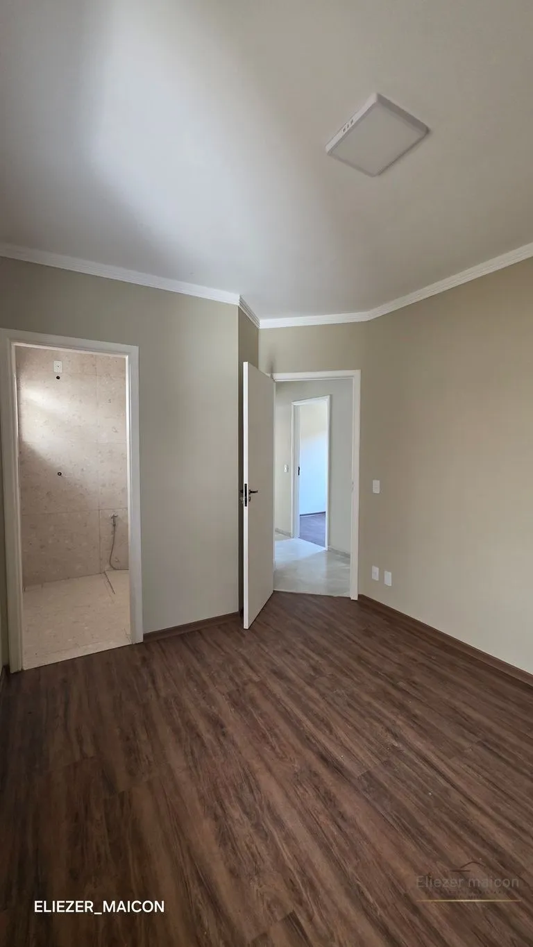 Imagem Casa à Venda com 3 quartos no bairro Jardim das Azaléias, Poços de Caldas - MG