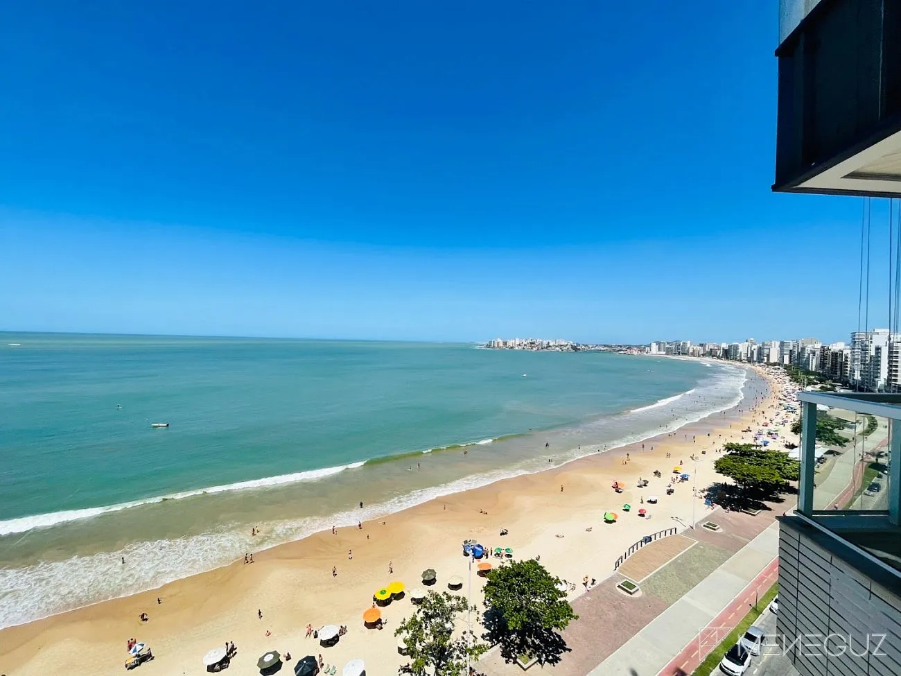 Imagem APARTAMENTO 3 QUARTOS DE FRENTE TOTAL PARA O MAR DA PRAIA DO MORRO, TOTALMENTE MOBILIADO