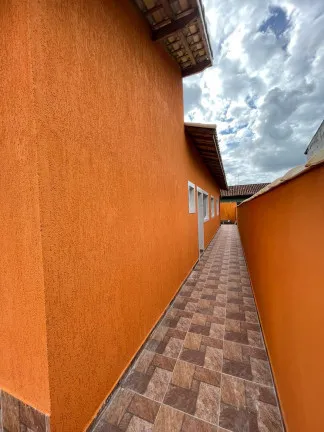 Imagem Casa com 2 Quartos à Venda, 130 m² em Jamaica - Itanhaém