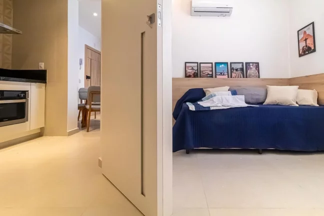 Imagem Apartamento para Venda em Rio de Janeiro, COPACABANA, 2 dormitórios, 1 suíte, 2 banheiros