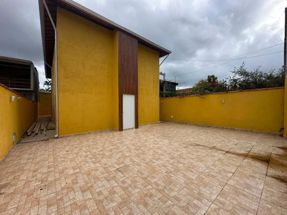 Imagem CASA NOVA SOBREPOSTA A VENDA LADO PISTA NO NOVA ITANHAEM FINANCIAMENTO BANCARIO