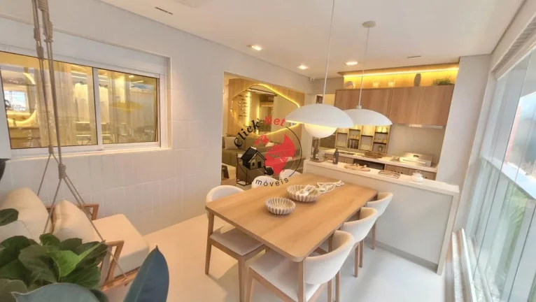 Imagem Apartamento à Venda a 1 quadra da praia no bairro Embaré em Santos